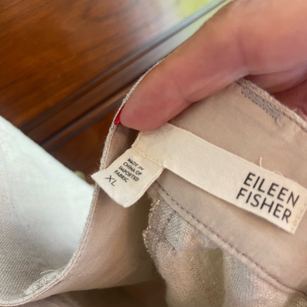 Eileen Fisher 100% Linen Bermuda shorts